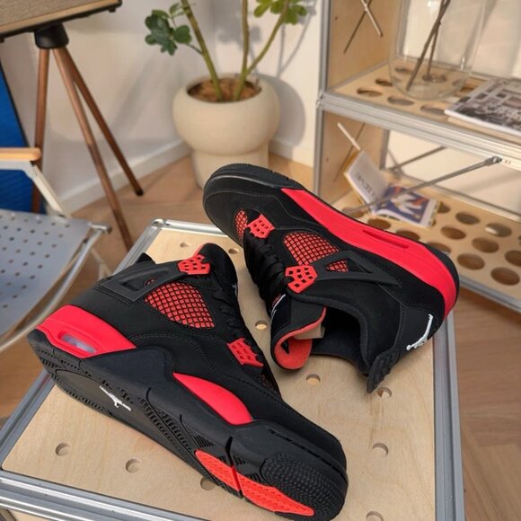 Legendary Jordans Looking for a New Story - Picture 7 of 7